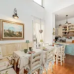 Πανσιόν La Collina Degli Ulivi 4*